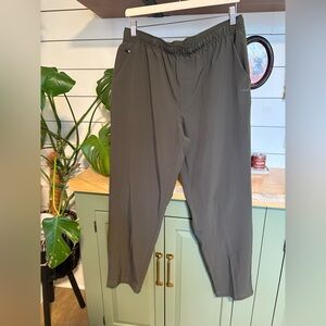 DSG Women’s Lightweight Jogger Pants – Olive Green – Size Large